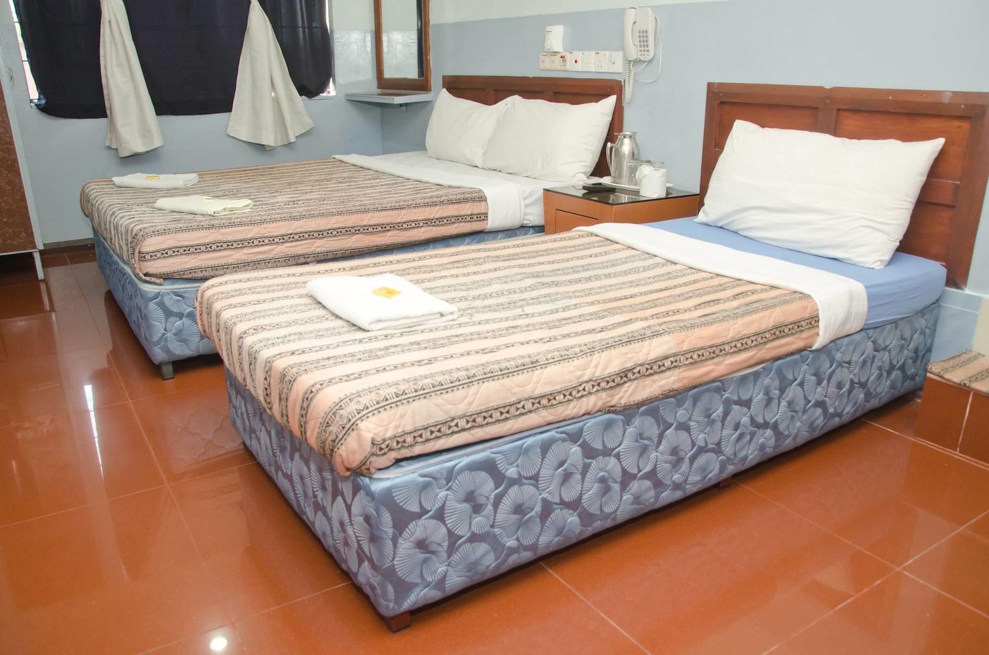 J &J Hotel Kota Kinabalu Eksteriør billede